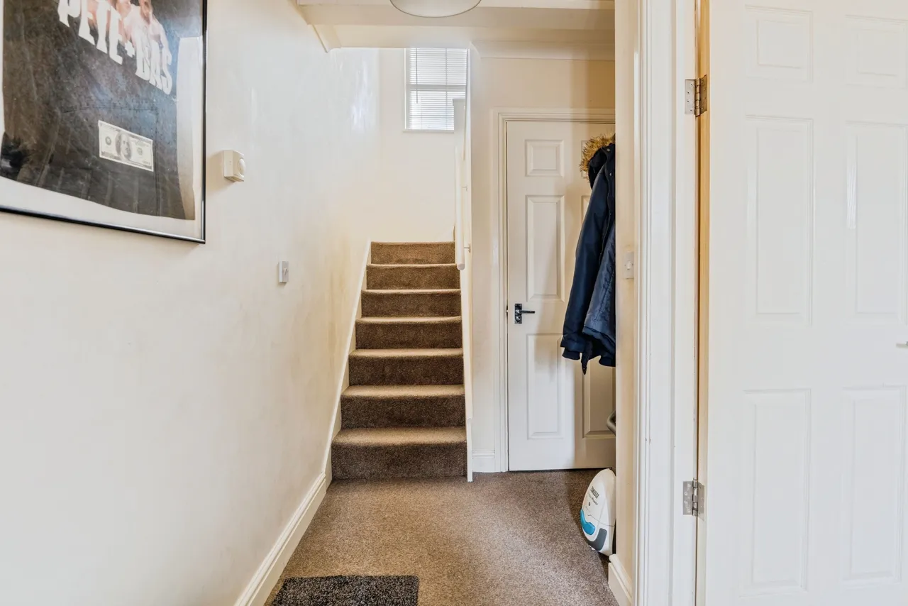Bath Road, Margate, photo 9