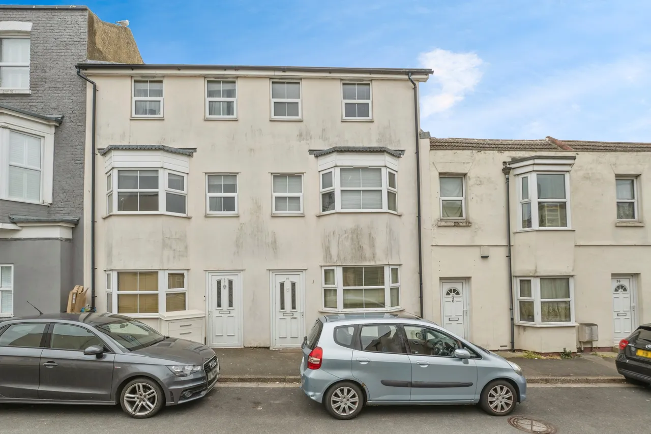 Bath Road, Margate, photo 6
