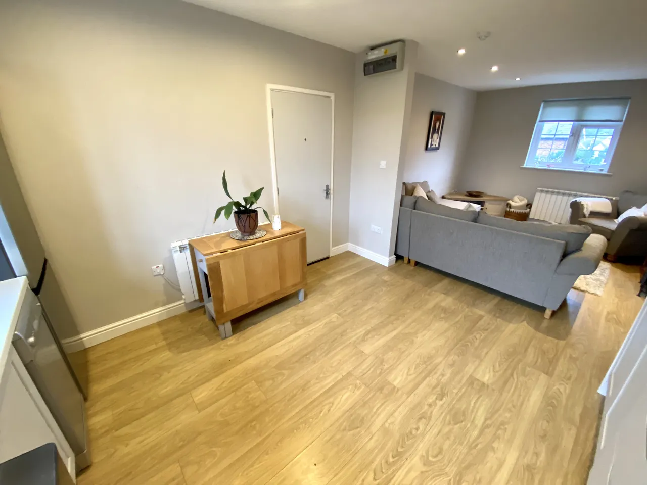Main Road, Radcliffe-on-Trent, NG12, photo 4
