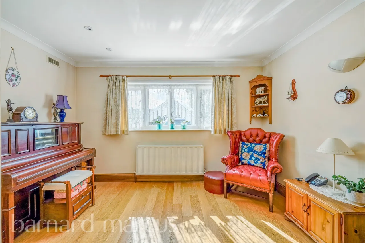 Ifold Road, Redhill, RH1, photo 4