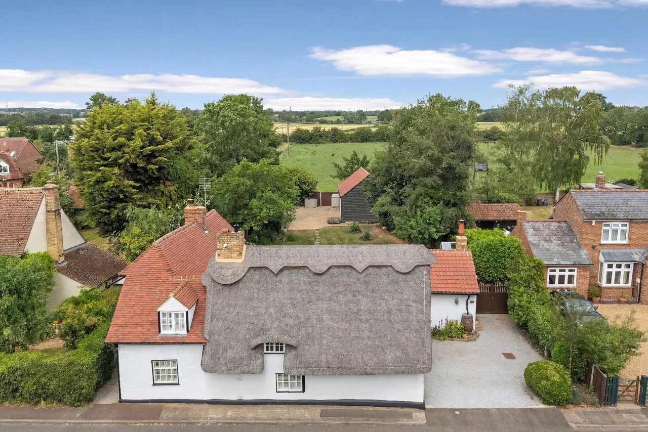 4 bed house for sale, Station Road, Tempsford, SG19