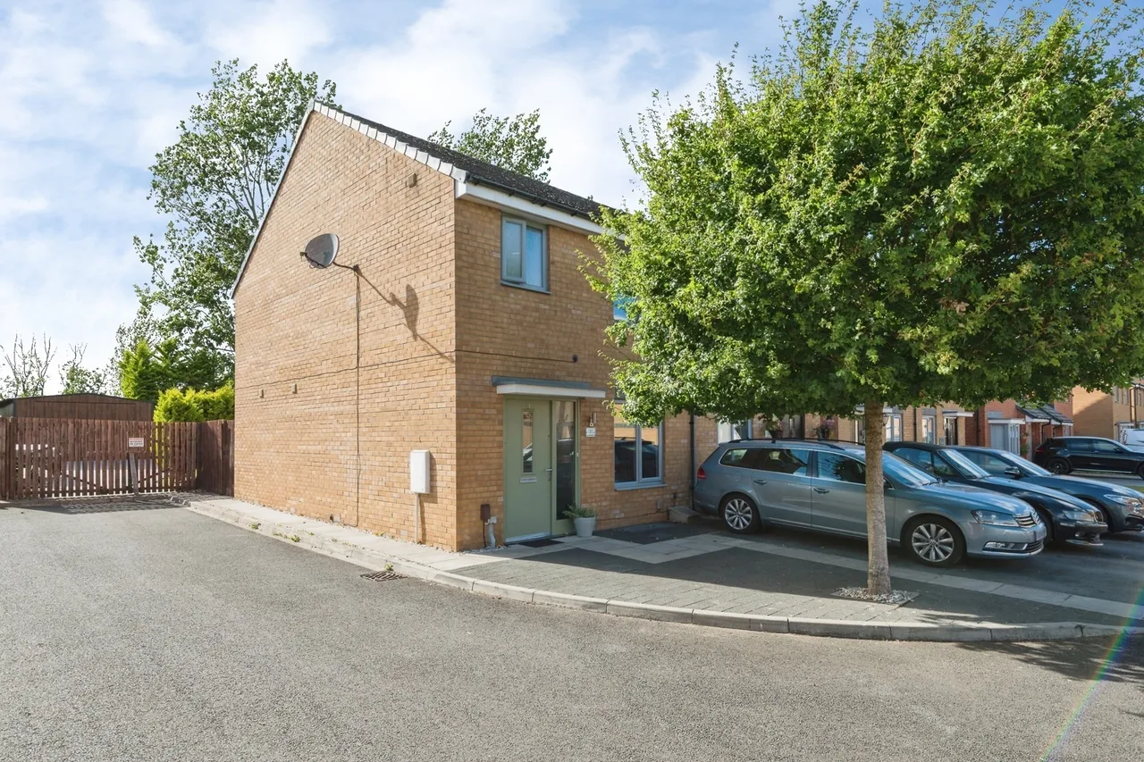 Gibb Avenue, Darlington, Durham, DL1, photo 2