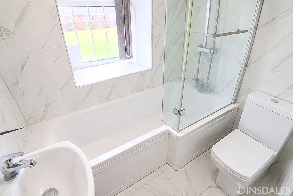 Southfield Lane, Bradford BD5 9HQ, photo 4