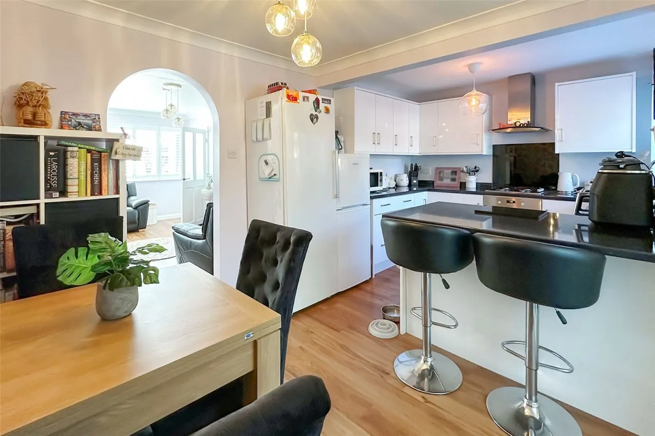 Rustington, Littlehampton, BN16, photo 4