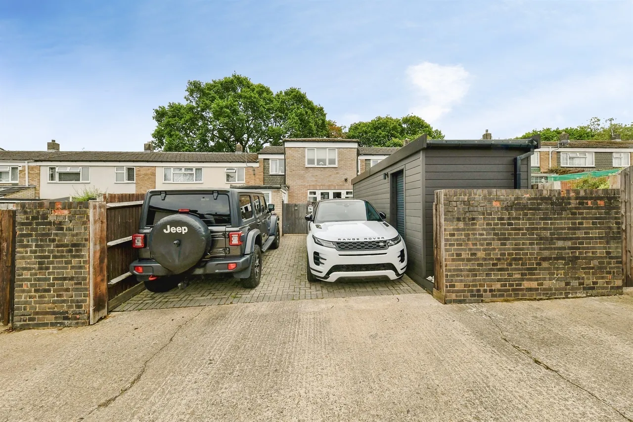 4 bed house for sale, Verity Way, Stevenage, SG1