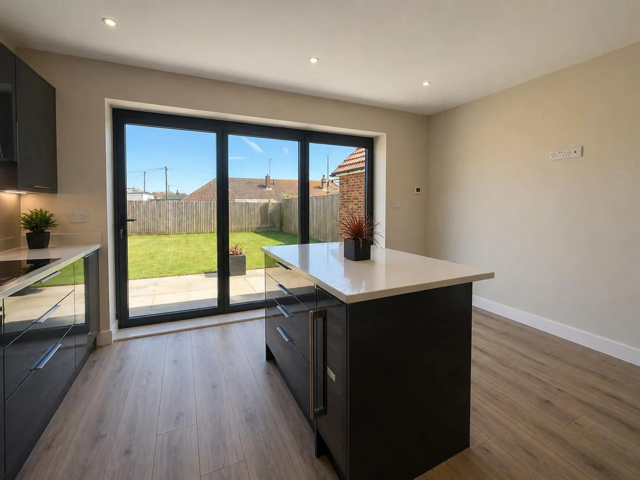 Slindon Avenue, Peacehaven, photo 15