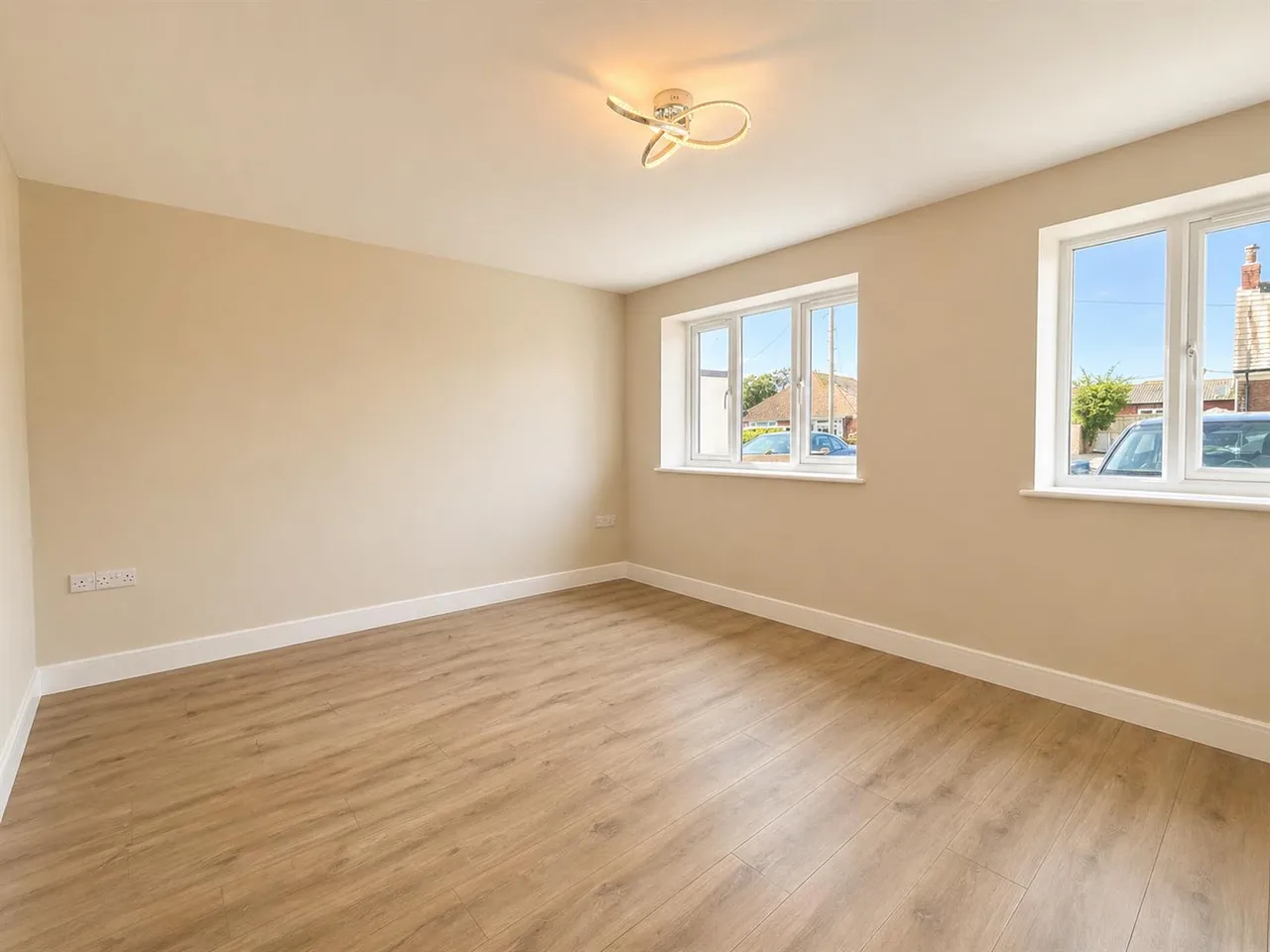 Slindon Avenue, Peacehaven, photo 5