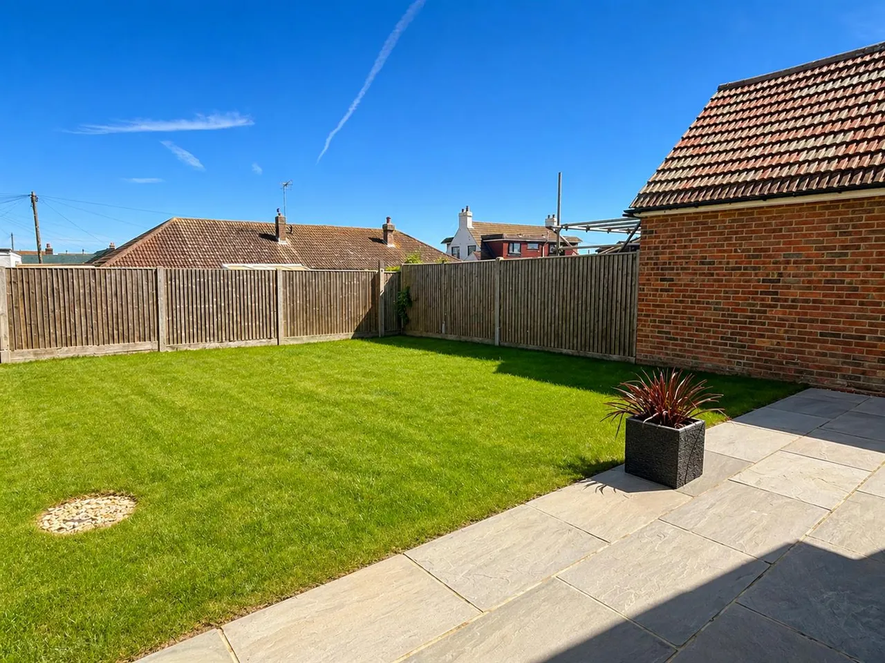 Slindon Avenue, Peacehaven, photo 16