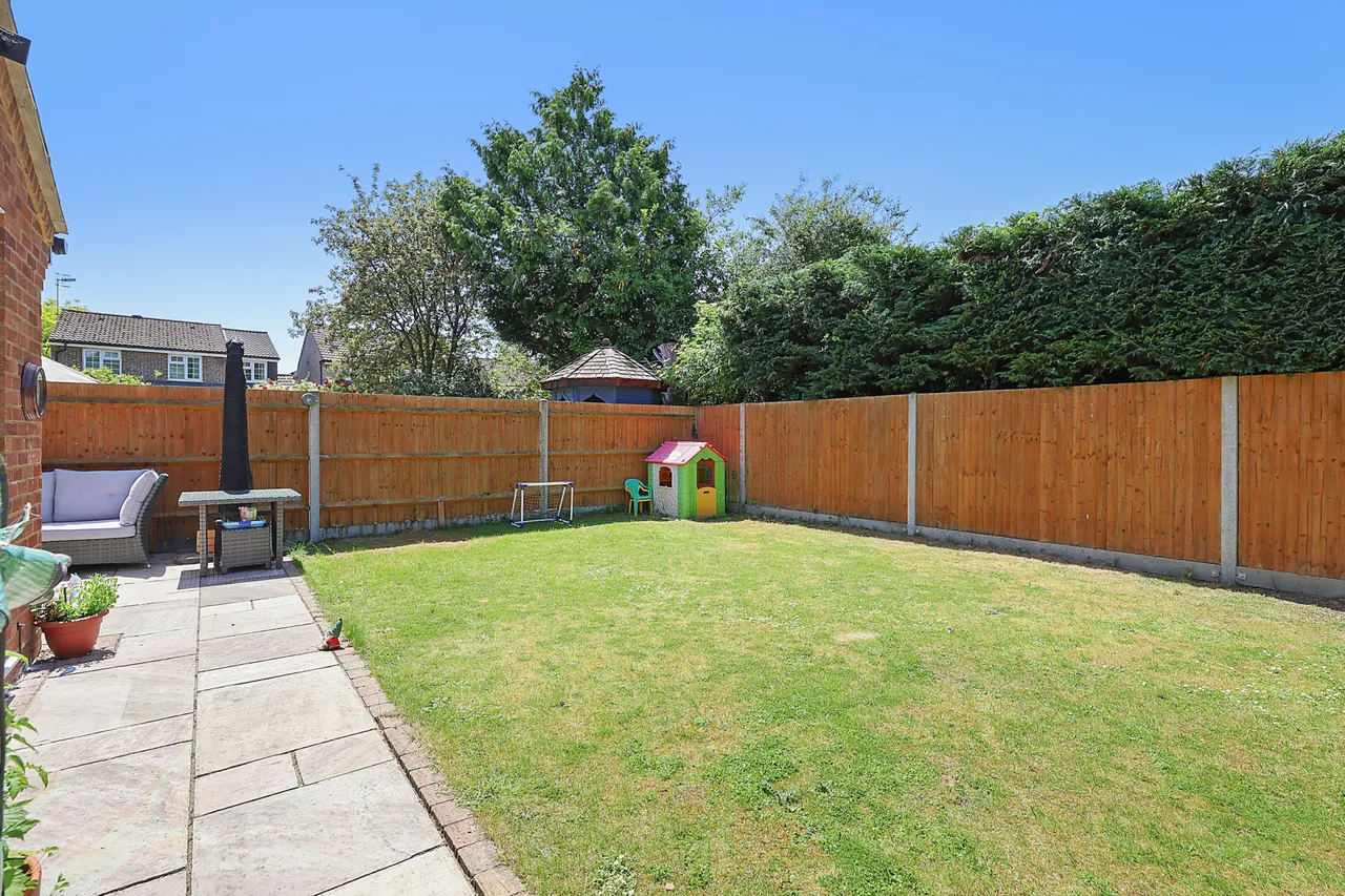 Collingwood Close, Horley, RH6, photo 8