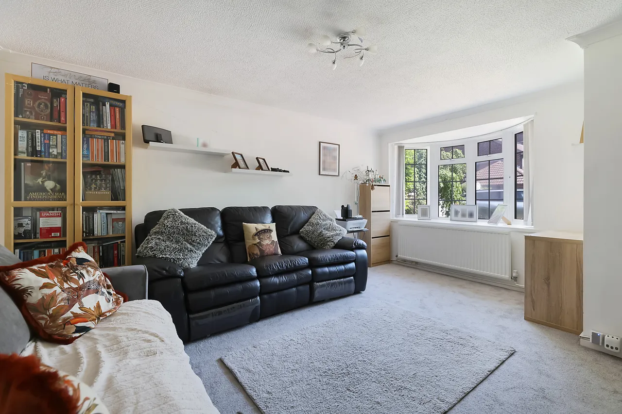 Collingwood Close, Horley, RH6, photo 5