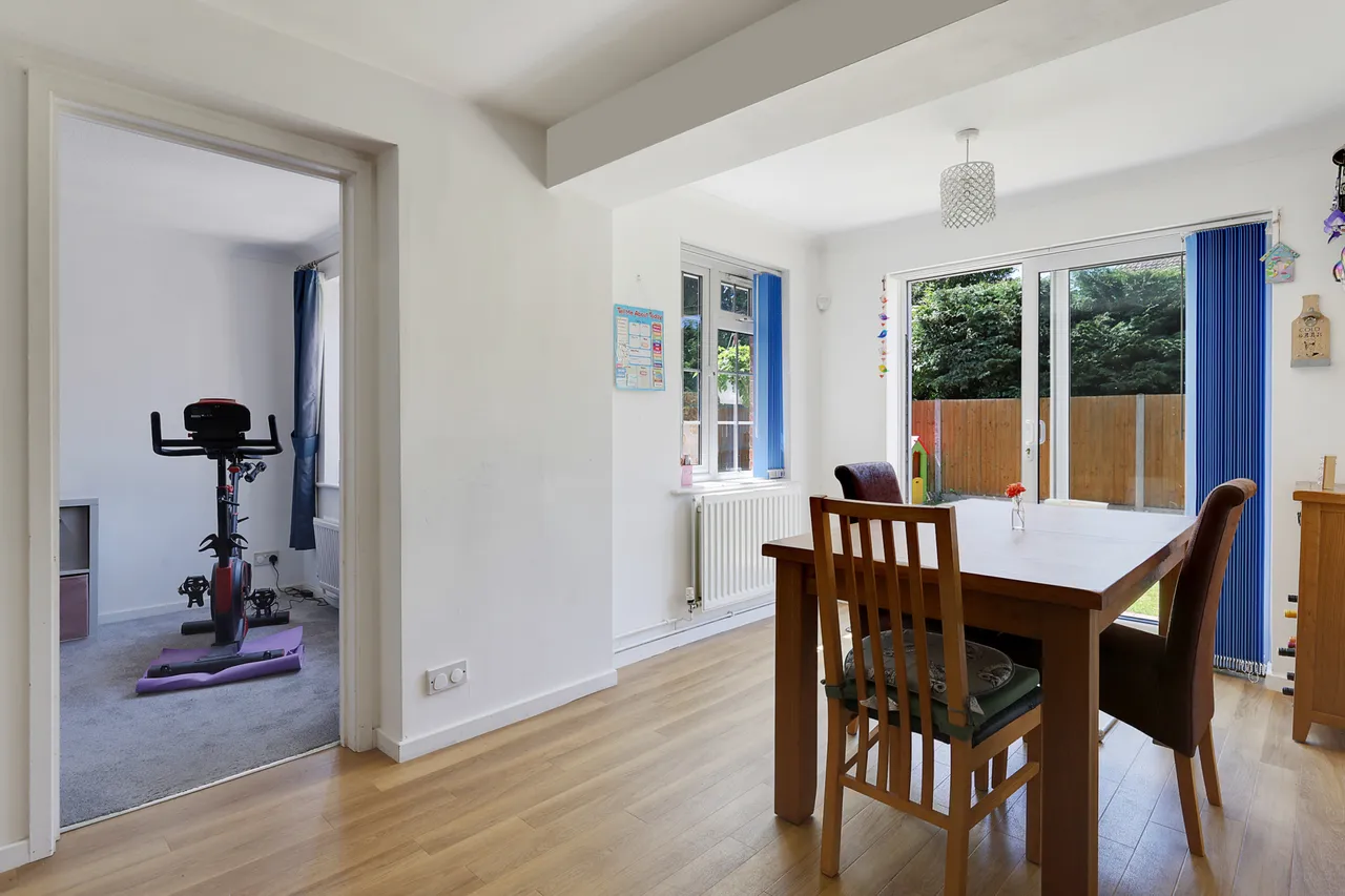 Collingwood Close, Horley, RH6, photo 17