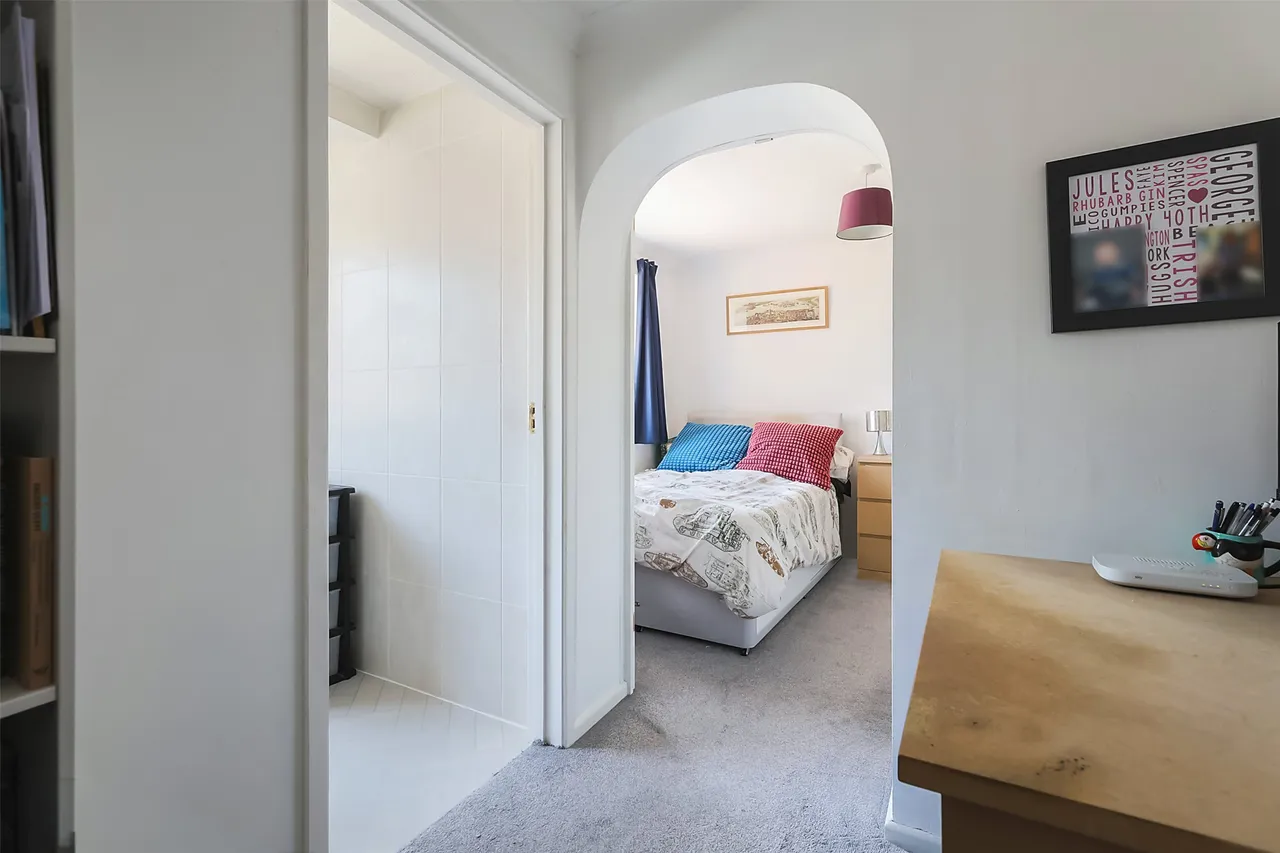 Collingwood Close, Horley, RH6, photo 15
