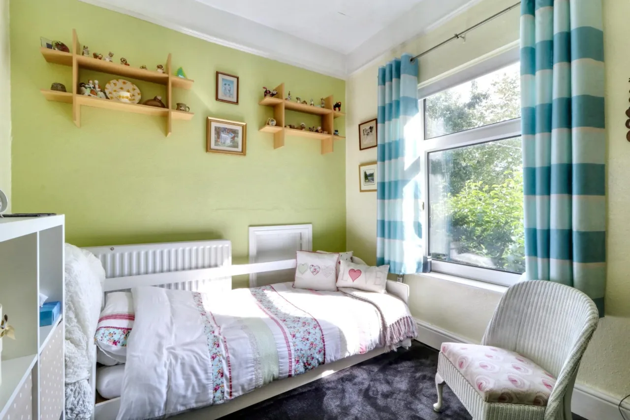 Bagnall Road, Stoke on Trent, photo 15