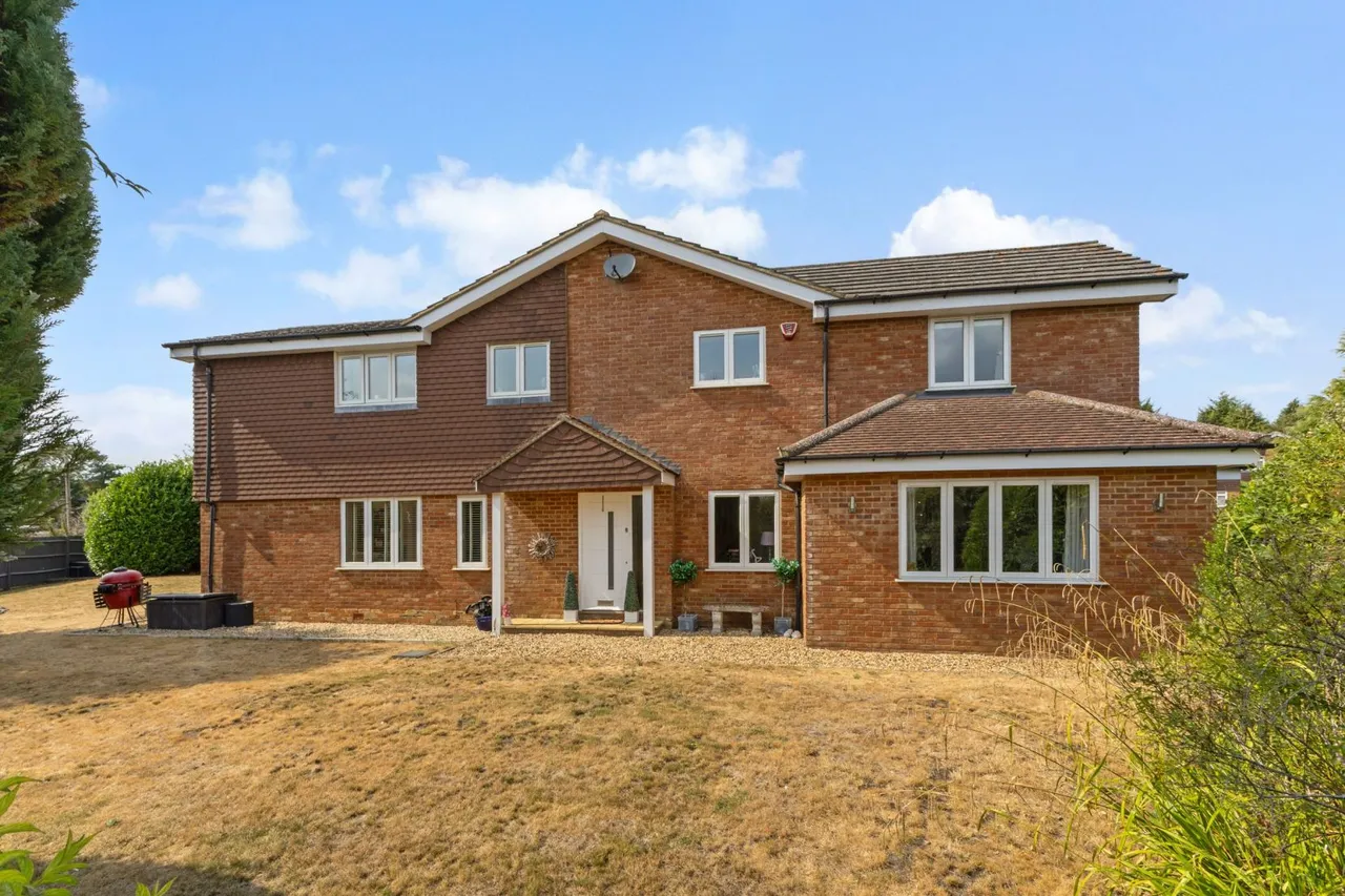 Burywick, Harpenden, Hertfordshire, AL5 2AD, photo 10