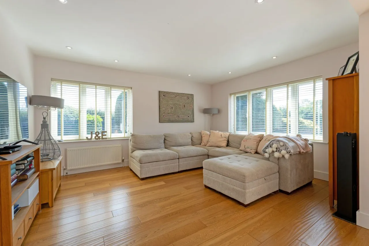 Burywick, Harpenden, Hertfordshire, AL5 2AD, photo 4