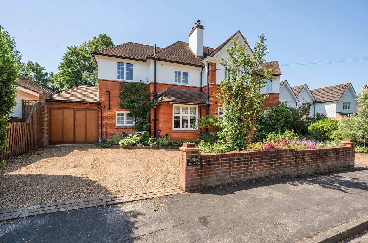 Heathside Park Road, Woking, GU22, photo 44