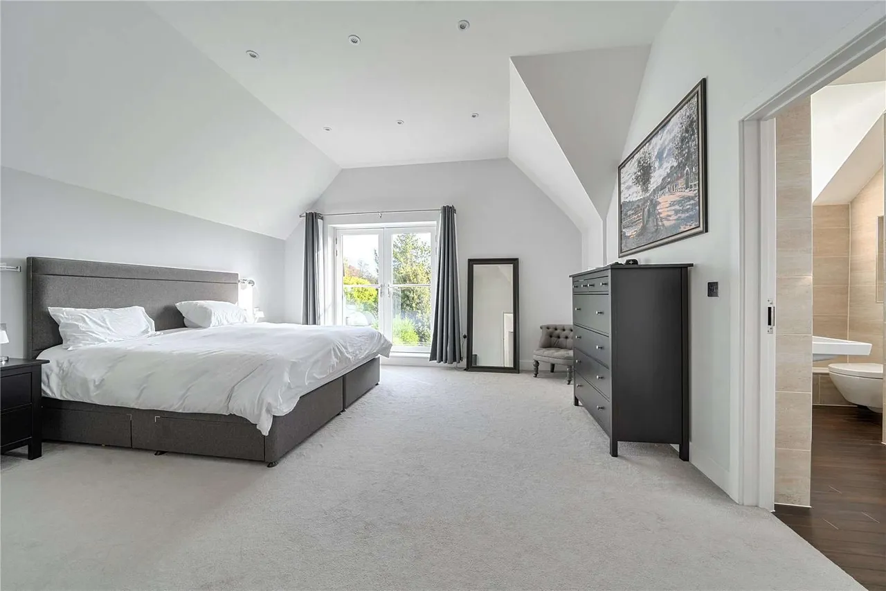 Cheriton Road, Winchester, SO22, photo 4