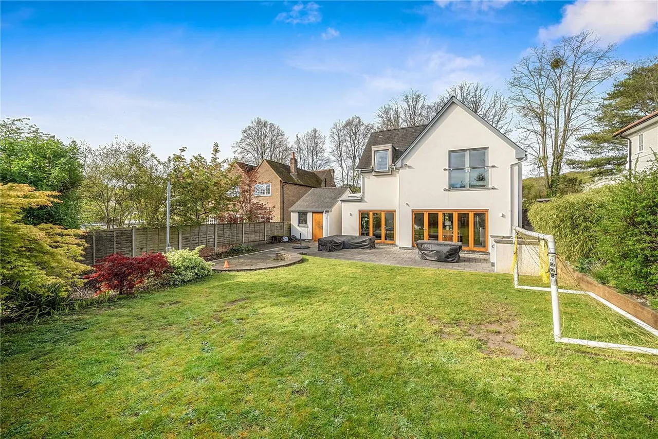 Cheriton Road, Winchester, SO22, photo 11