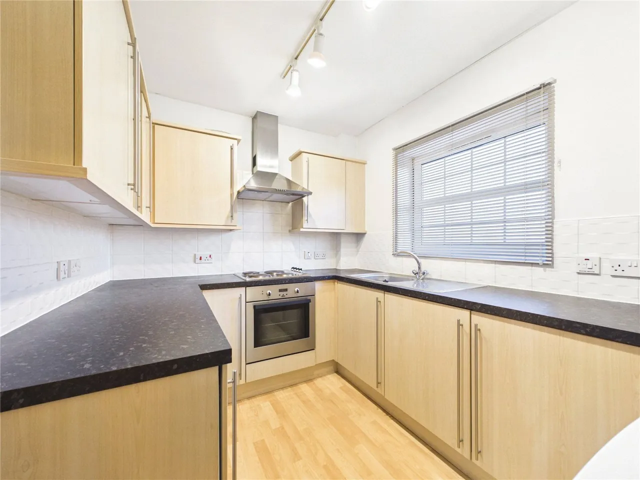 Champs Sur Marne, Bradley Stoke, BS32, photo 3