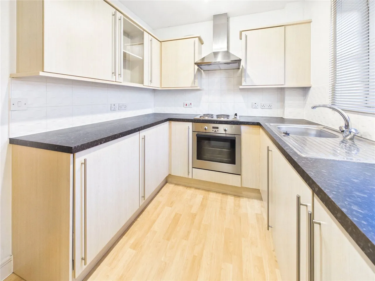Champs Sur Marne, Bradley Stoke, BS32, photo 2