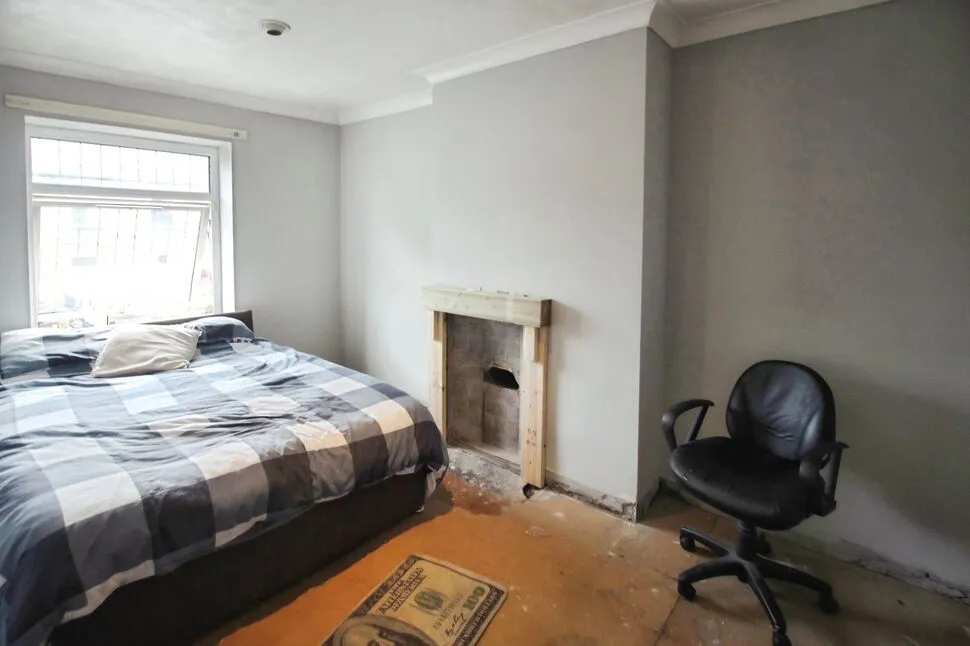 Taylor Hill Road, Taylor Hill, Huddersfield, West Yorkshire, HD4, photo 7