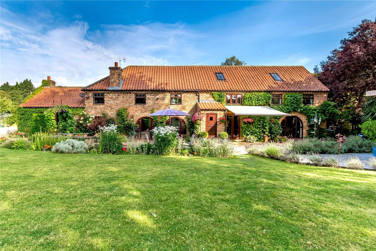 5 bed house for sale — Main Street, Askham Richard, York, YO23 3PT