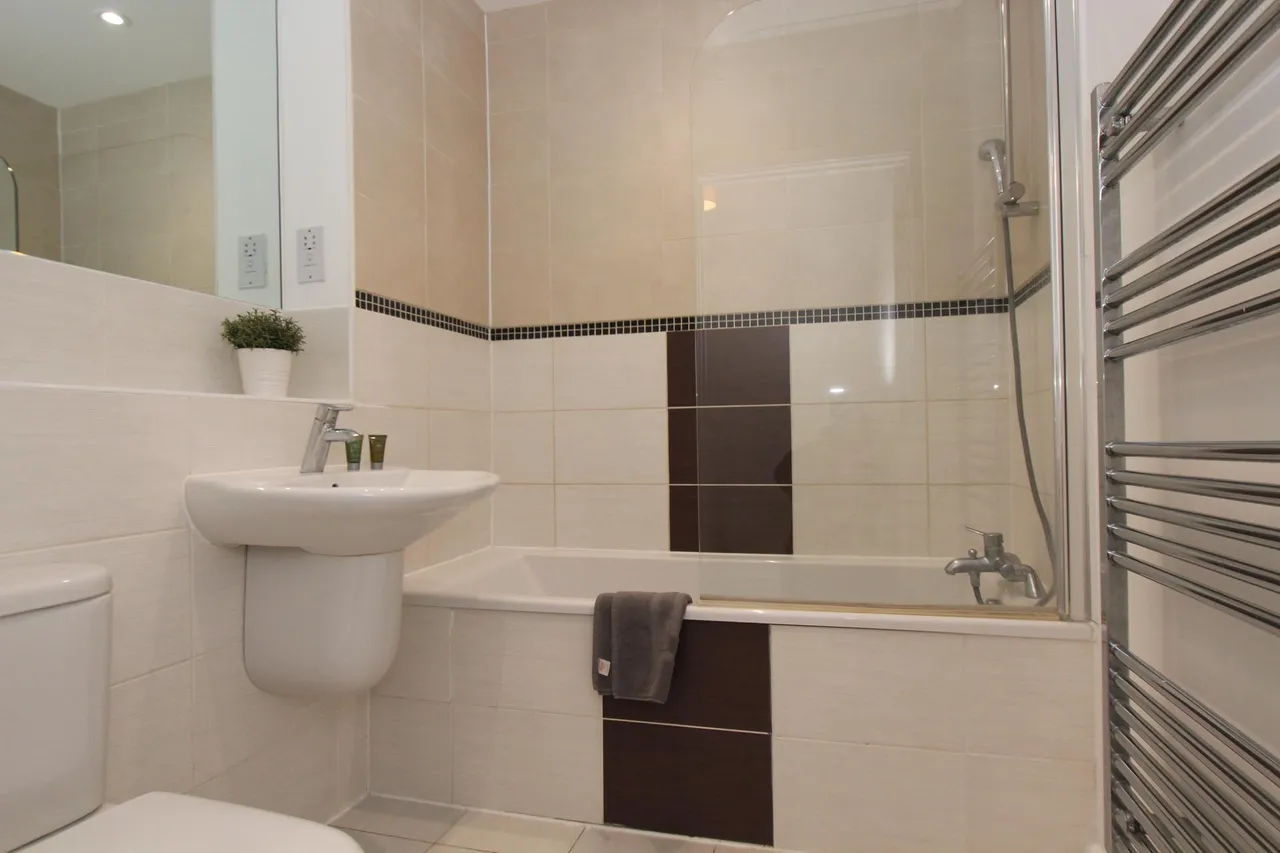 Gweal Avenue, Reading, RG2, photo 8