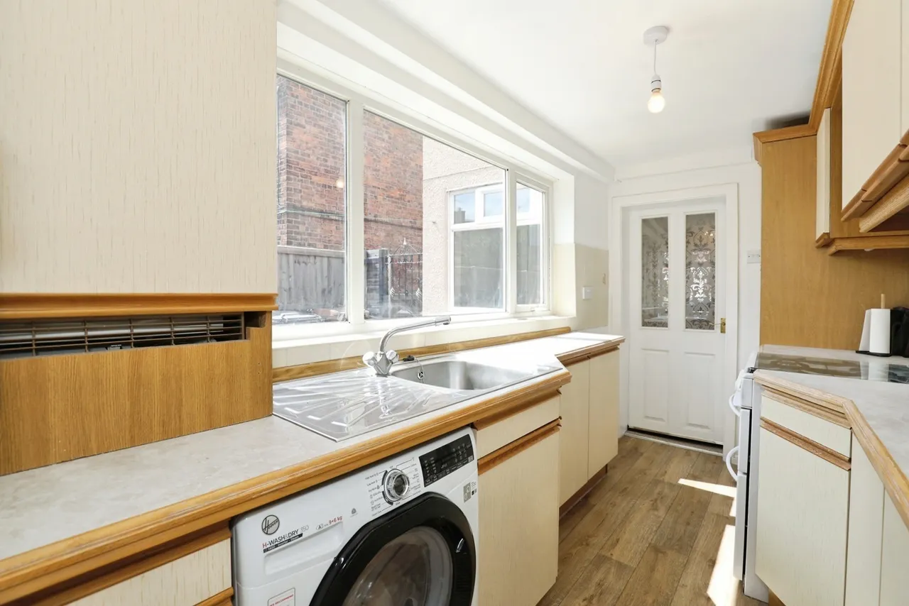 Wybunbury Road, Willaston, Nantwich, Cheshire, CW5, photo 5