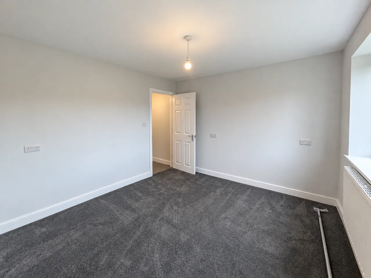Wonastow Road, NP25, photo 9