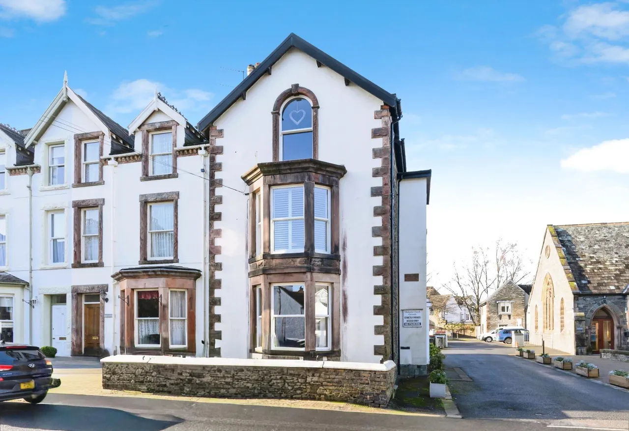 2 bed flat for sale, Southey Street, Keswick, CA12