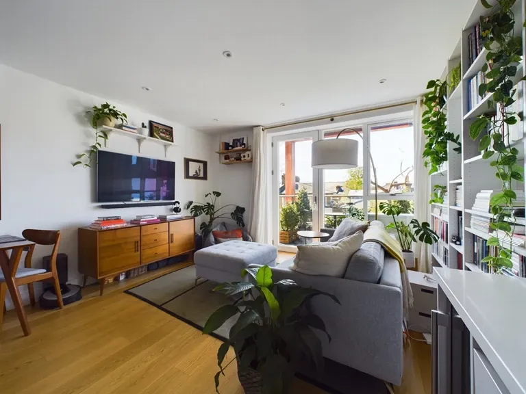 Tollgate Gardens, Kilburn, NW6 5FU, photo 16