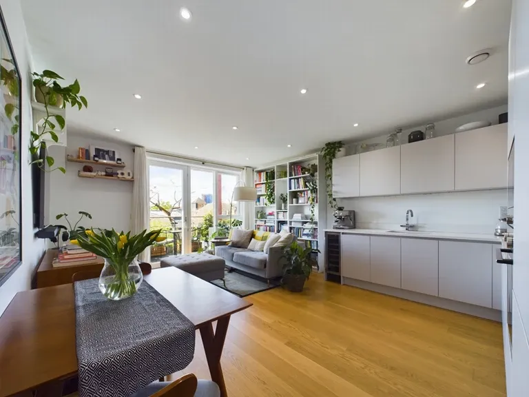 Tollgate Gardens, Kilburn, NW6 5FU, photo 4