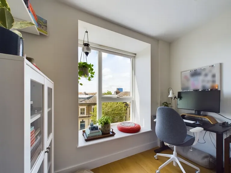 Tollgate Gardens, Kilburn, NW6 5FU, photo 11
