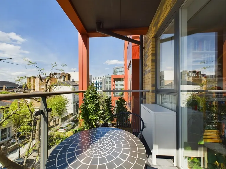 Tollgate Gardens, Kilburn, NW6 5FU, photo 10