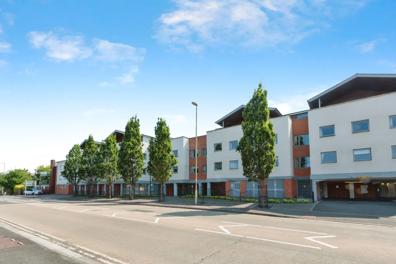 New Road, Basingstoke, RG21, photo 14