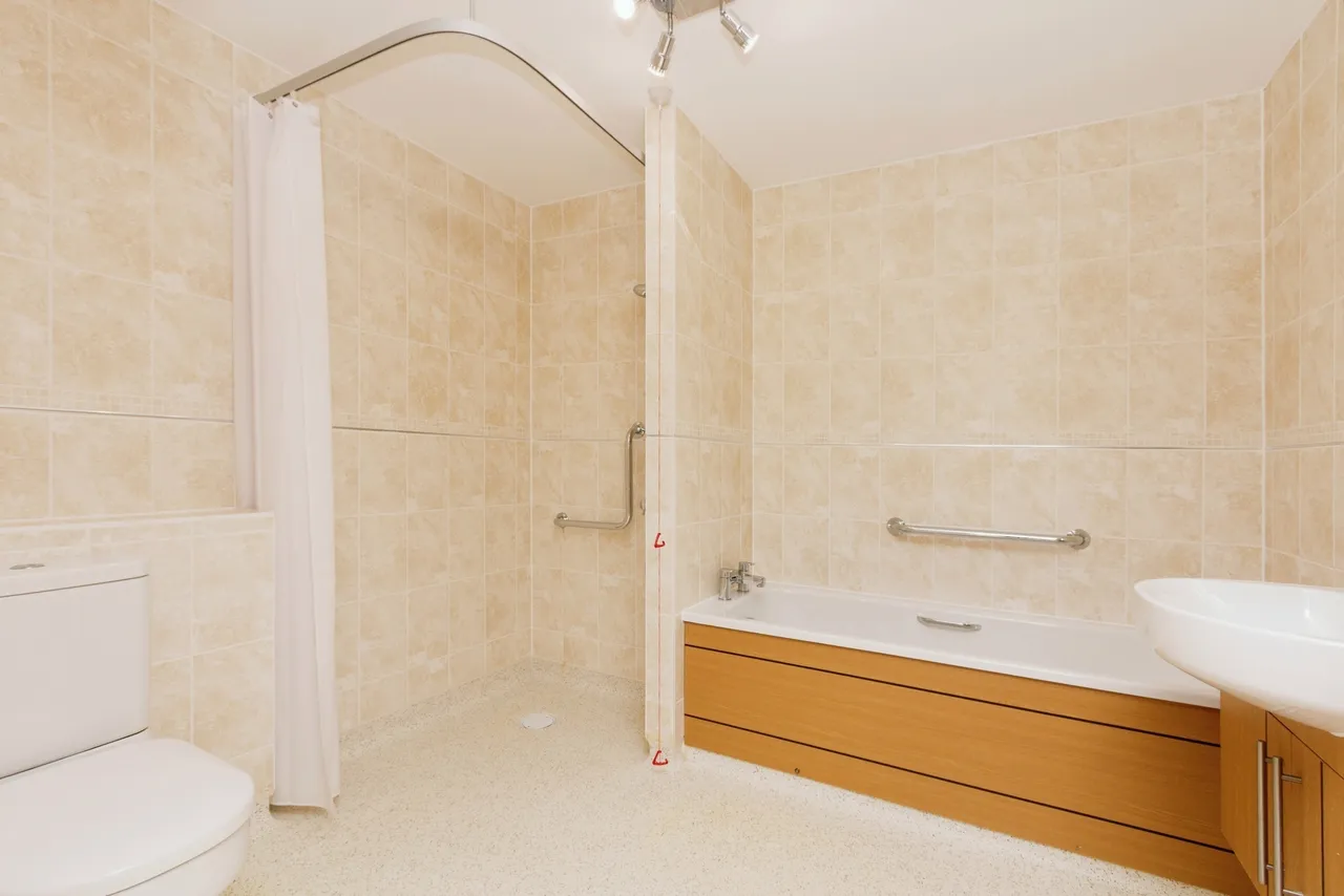 New Road, Basingstoke, RG21, photo 7