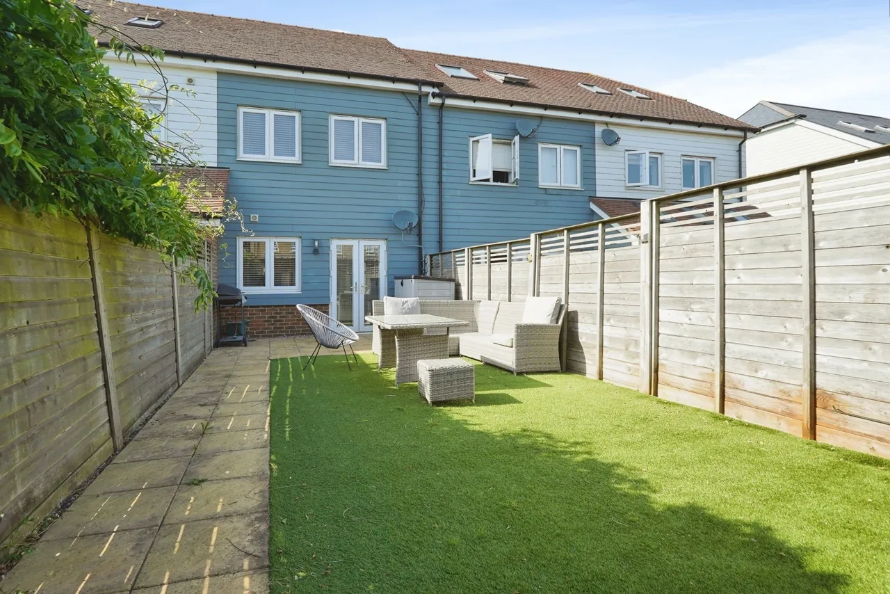 Juniper Way, Hawkinge, Folkestone, Kent, CT18, photo 13