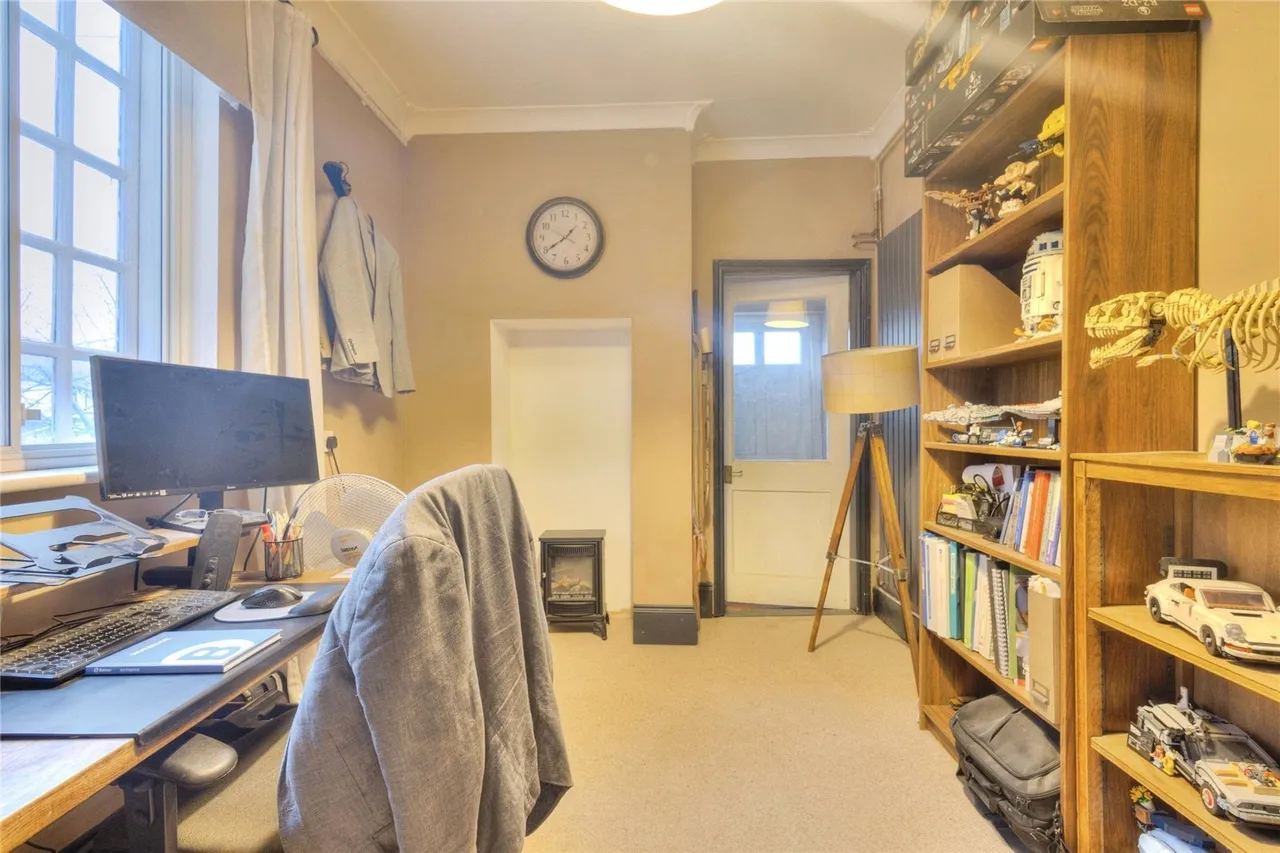 Adelaide Terrace, Barrack Road, Northampton, Northamptonshire, NN2, photo 8