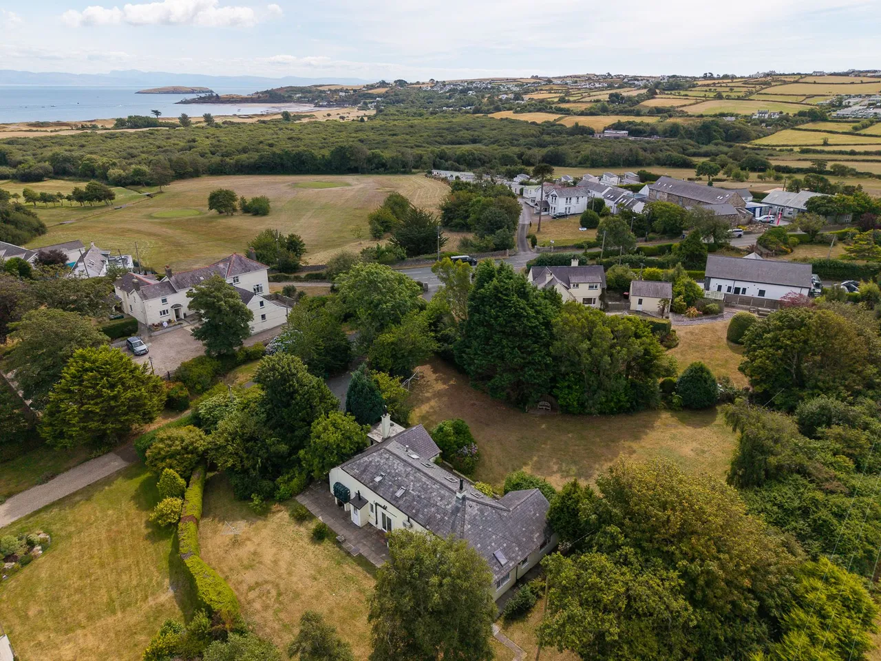 5 bed house for sale — Yollands, Abersoch, Pwllheli, Gwynedd, LL53 7EL