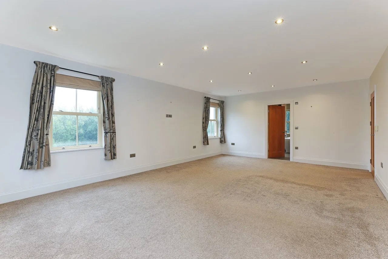 Knowle Road, Kirkheaton, HD5, photo 18