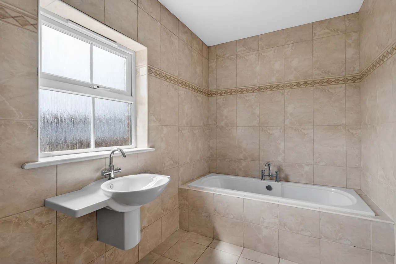 Clonmore Manor, Lisburn, BT27, photo 20