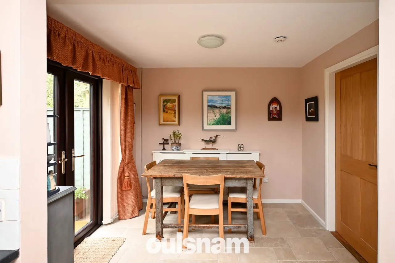 Pinewoods, Northfield, Birmingham, B31 1XA, photo 5