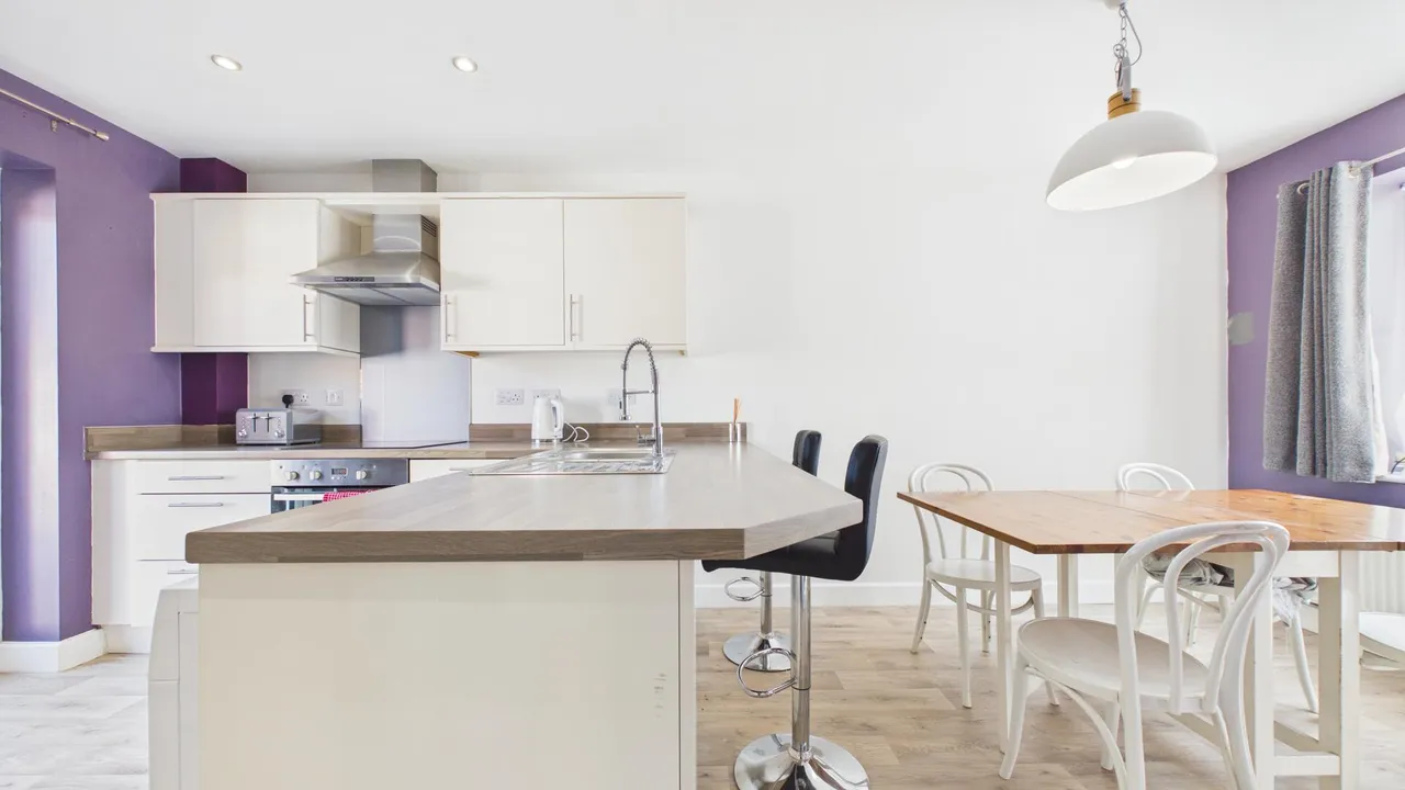 St. Vincent Close, Crowland, photo 10
