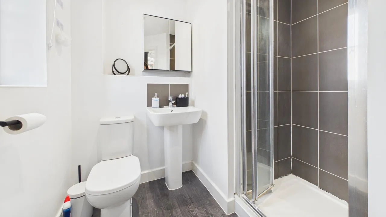 St. Vincent Close, Crowland, photo 19