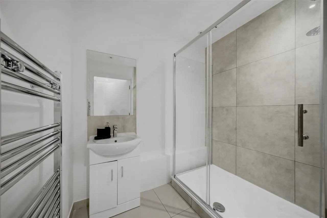 Palmers Road, London, E2, photo 8