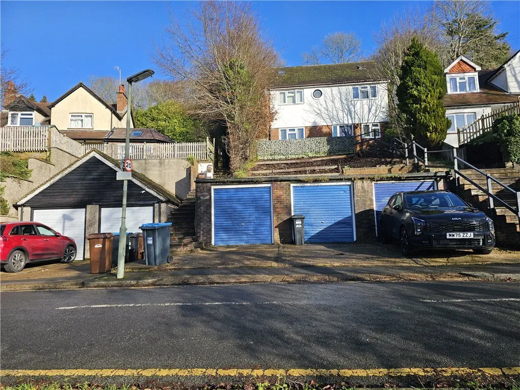 Crescent Road, Caterham, Surrey, CR3, photo 8