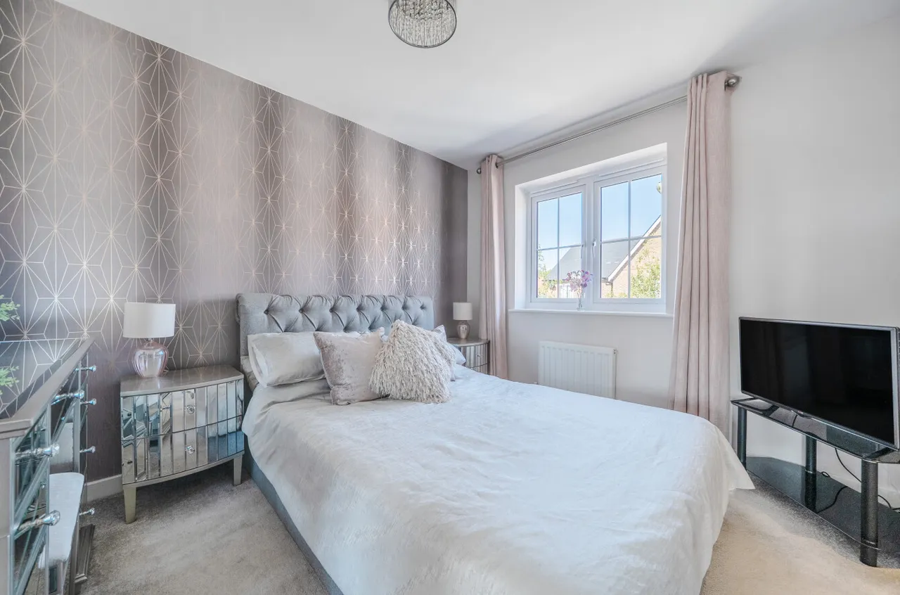 Titchener Way, Hook, Hampshire, RG27 9RT, photo 7