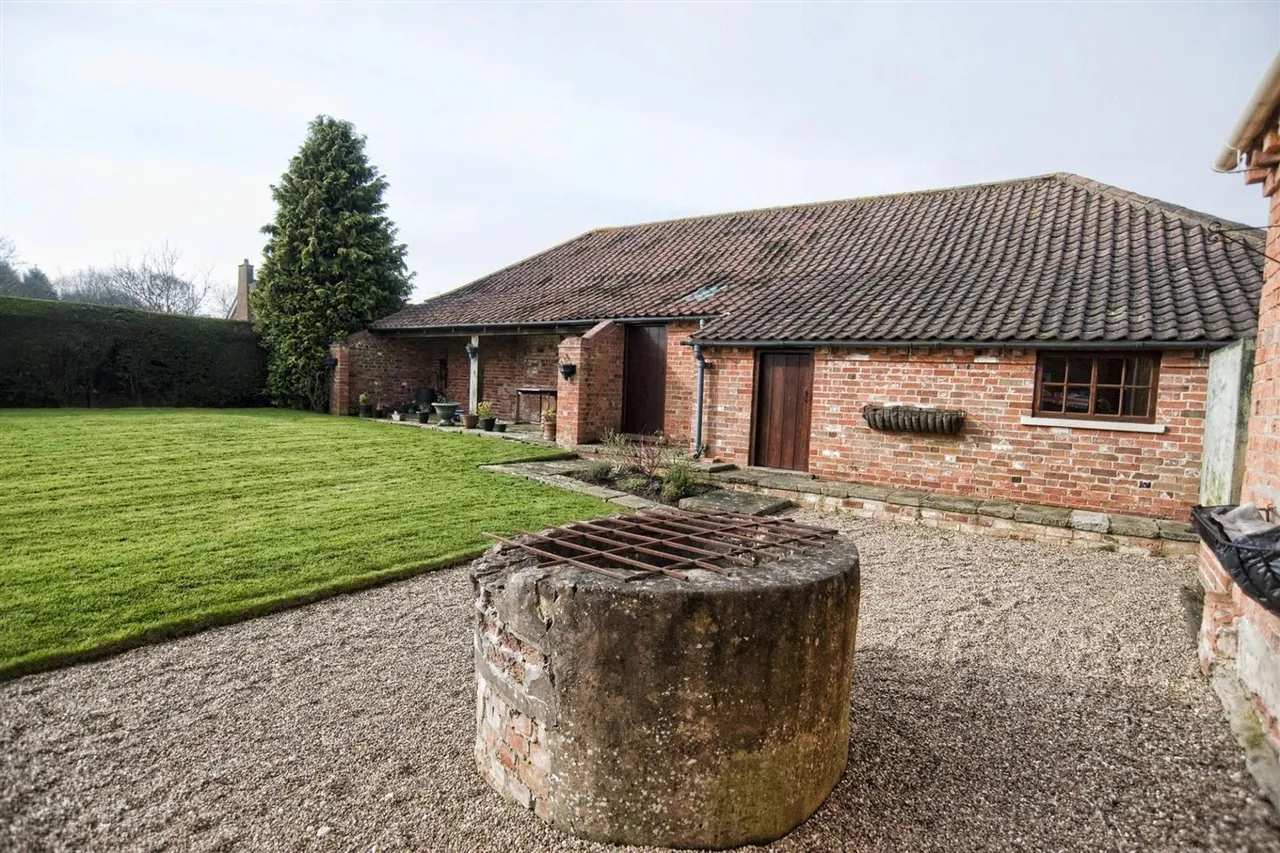 Front Street, Elsham, DN20, photo 4