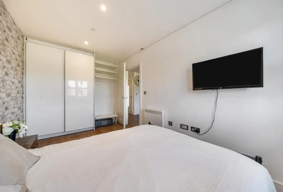 London Road, Romford, RM7, photo 5