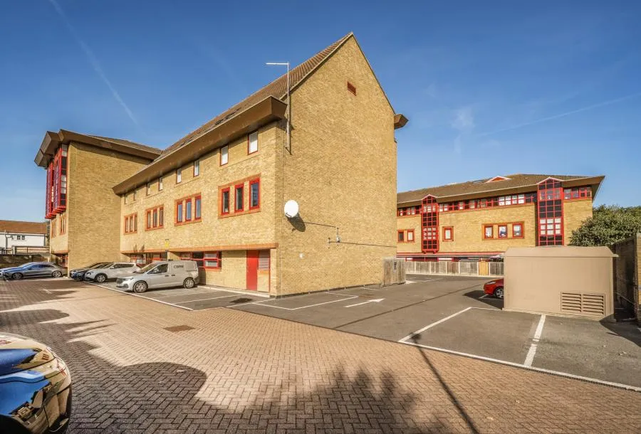 London Road, Romford, RM7, photo 10